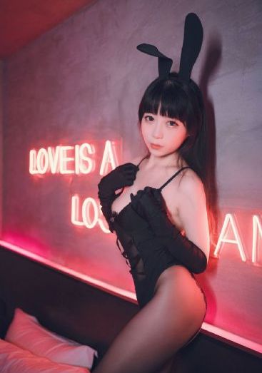 唯美性感欧美女生图片_1080神马在线观看